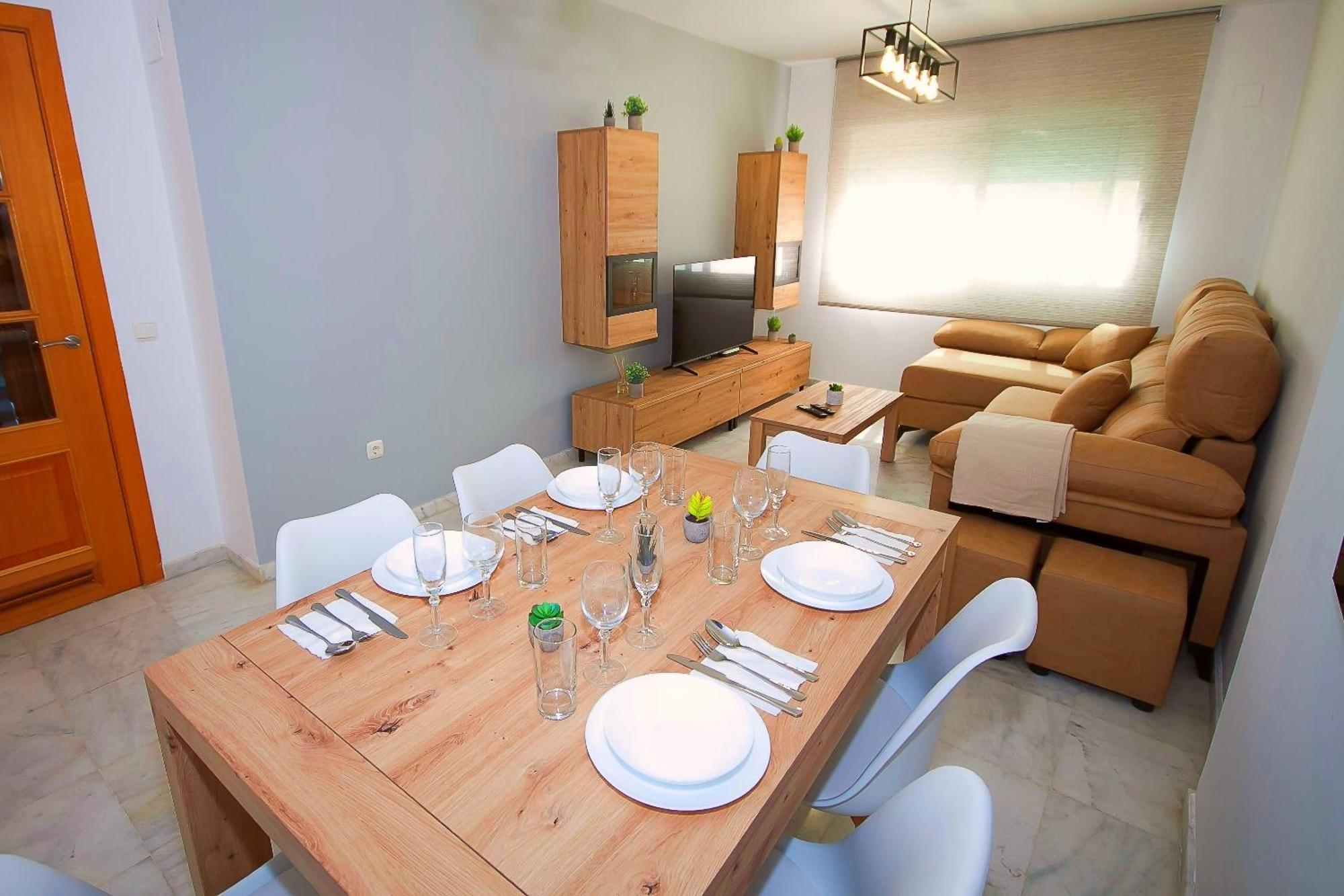 Ave Huelin 3Rooms Alojamiento Con Parking Y Ac Malaga Ngoại thất bức ảnh